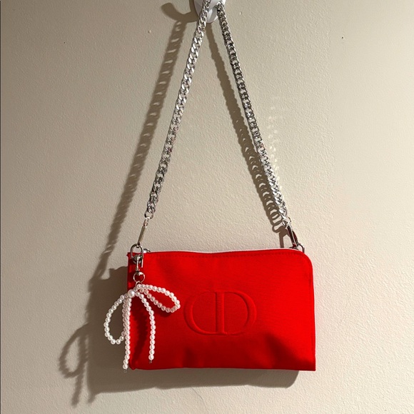 DIOR New Christian Dior beauty shoulder bag with silver chain w/silver accents - Picture 1 of 14
